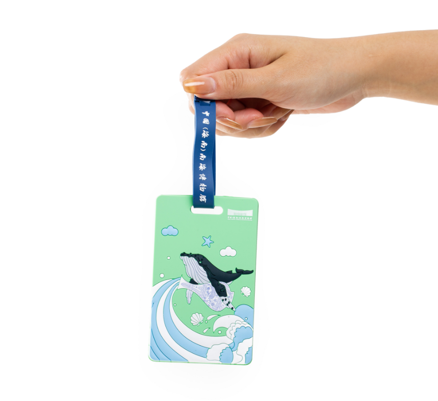 Whale Encounter Luggage Tag - Hainan Specialty
