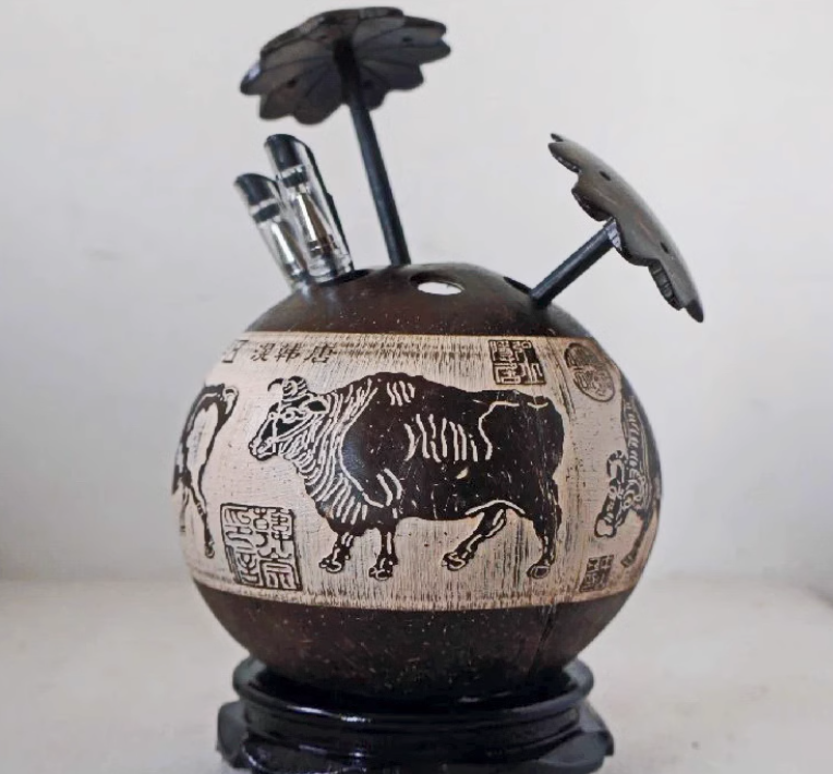 Hainan style coconut shell carved with five oxen pattern pen holder